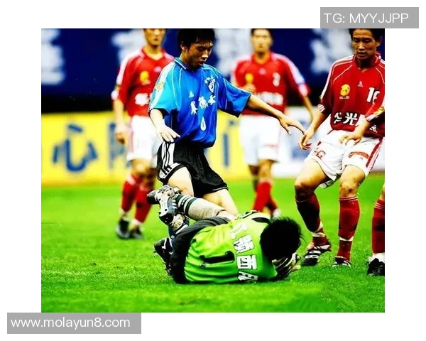 足球明星奥兰多的职业生涯与成就揭秘及其对足球的影响